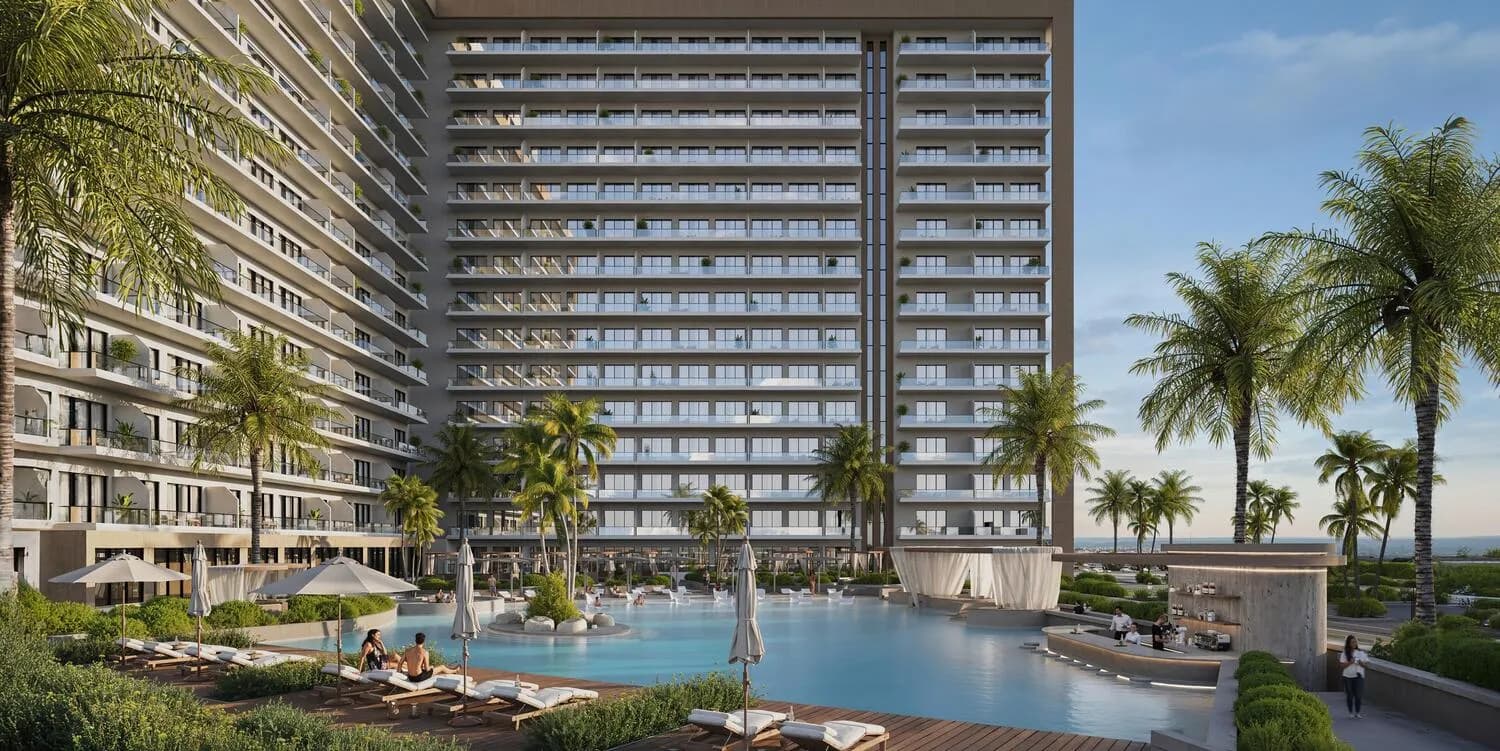 Large Swimming Pool