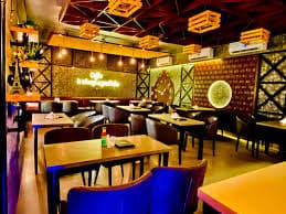 Dinning Outlets