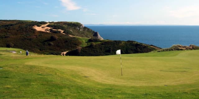 Golf Court